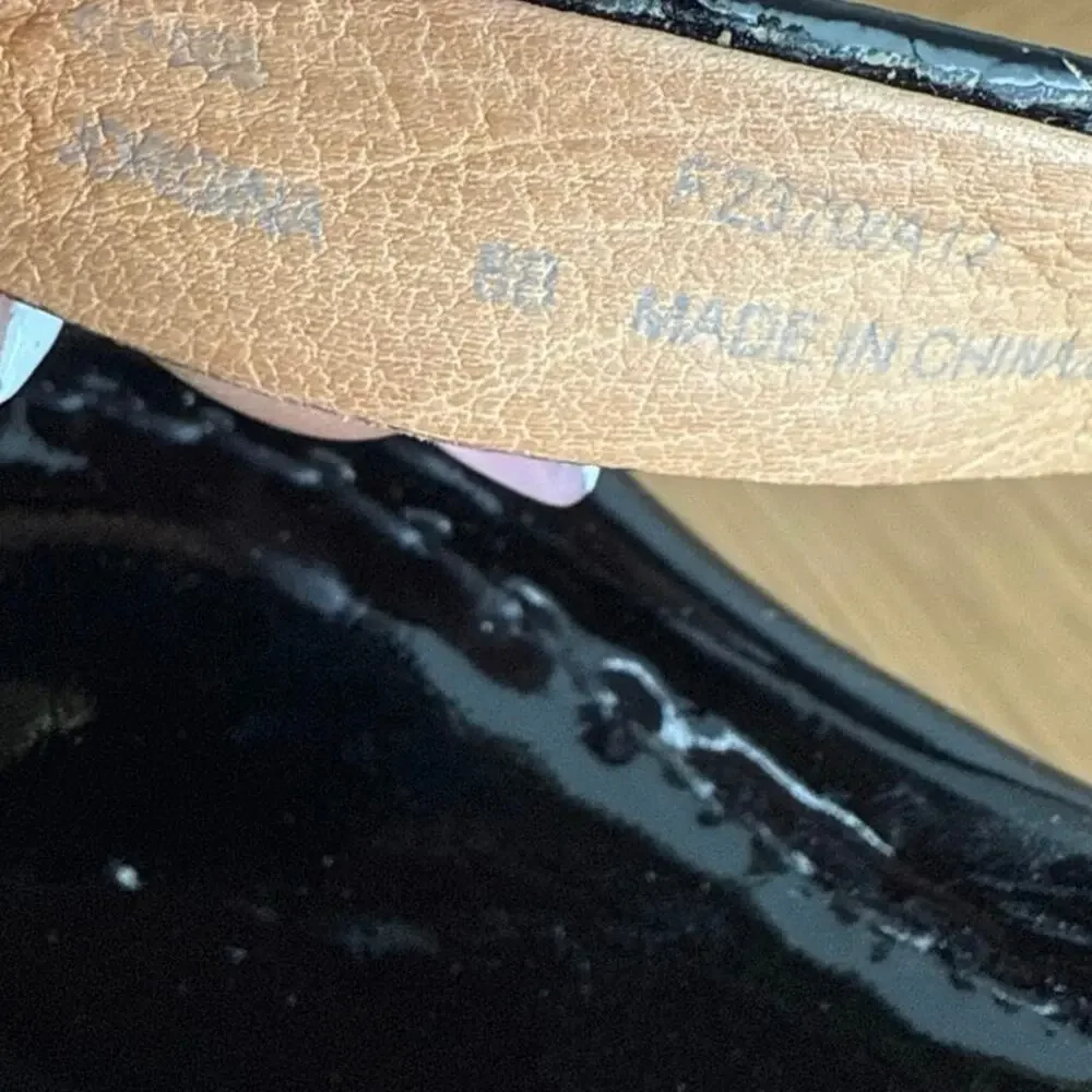 Coach Signature Black Patent Leather Women Wedge Sandals - SZ 8